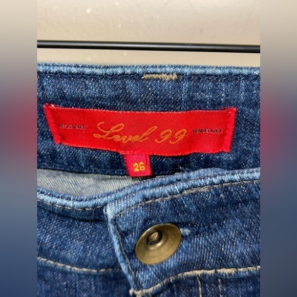 LEVEL 99 Dark Rinse Straight Leg Jeans Size 26 - Picture 3 of 5